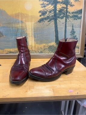 Men's vintage Burgundy Leather Ankle Boots, size 10.5DB Unknown maker